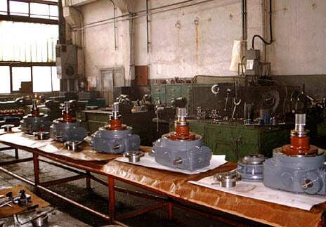 Istoric Neptun transmisii mecanice Romania producator principal